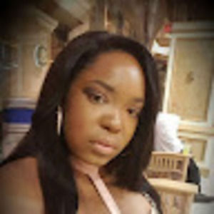 Meet your Posher, Ericasimone